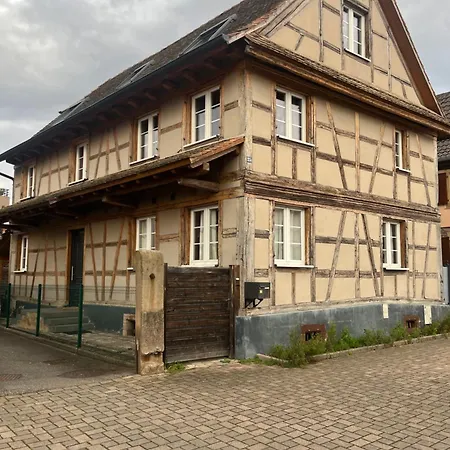 Belle Maison Alsacienne Casa de Férias Entzheim